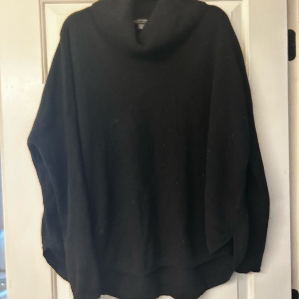 Women's Black Cashmere Sweater